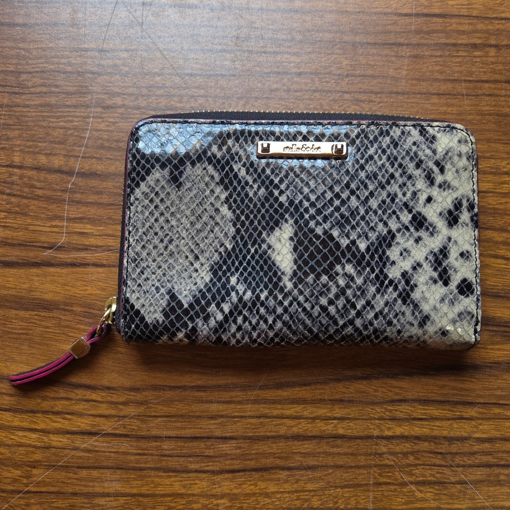 Stella & Dot Snakeskin Embossed Zip Around Wallet Grey Black Gold Pink Interior